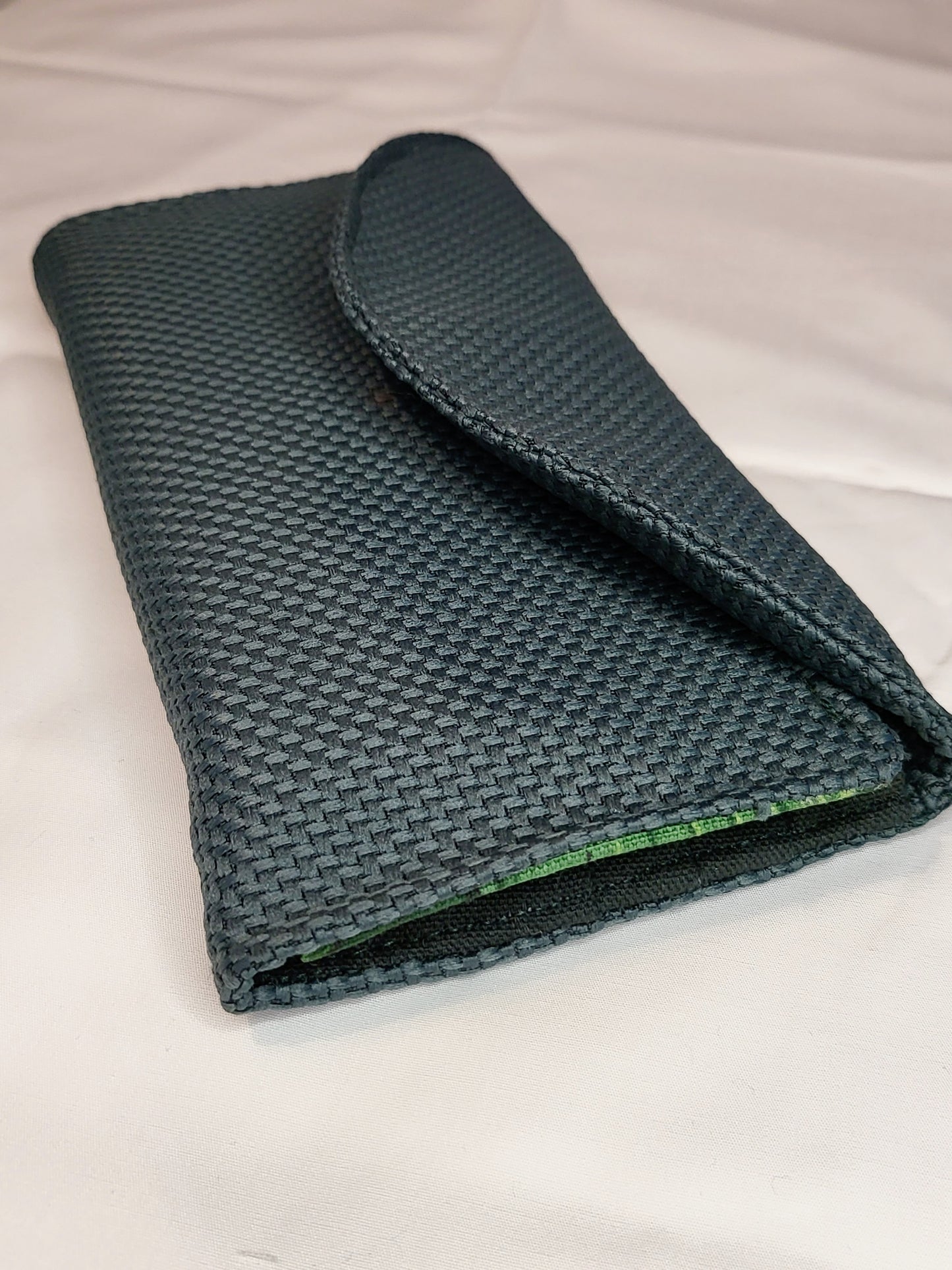 Tri-Fold Wallet- Green and Plantain Leaf